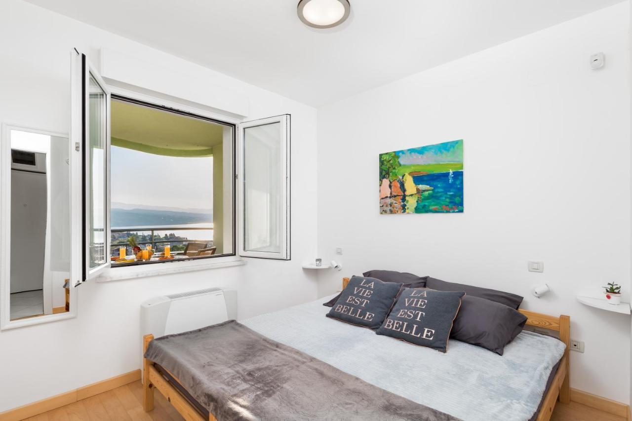 Apartment Maja Opatija With Free Private Parking And Lovely Sea View Terrace Kültér fotó