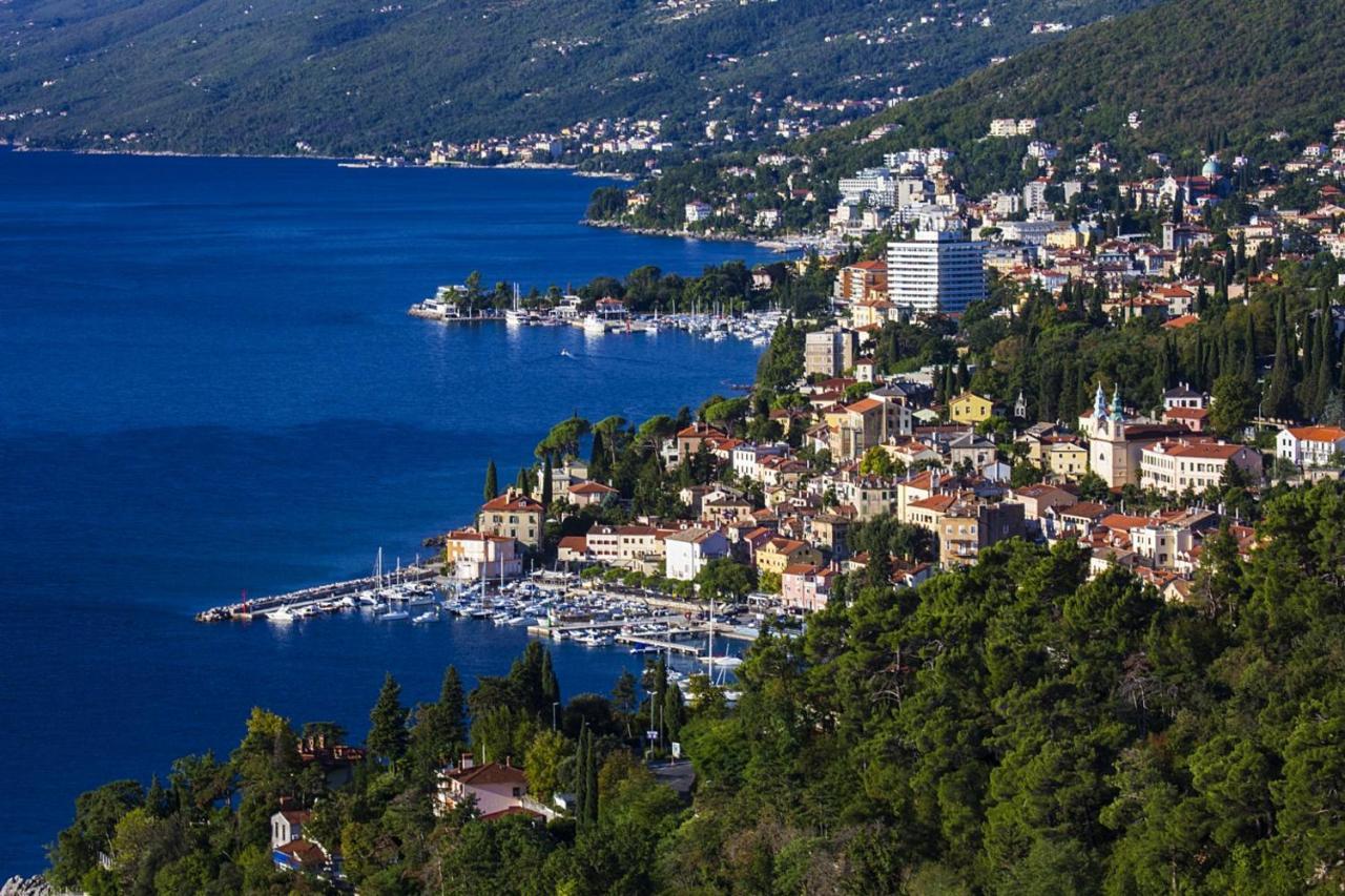 Apartment Maja Opatija With Free Private Parking And Lovely Sea View Terrace Kültér fotó